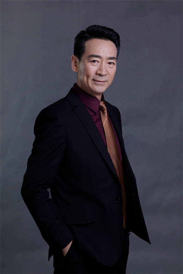 《东四牌楼东》:寇振海为儿奔波为儿忙|寇振海|东四牌楼东|王爷_新浪