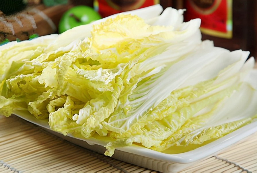 凉菜白菜心简单又好吃的做法,2分钟就能搞定,清脆爽口又解腻