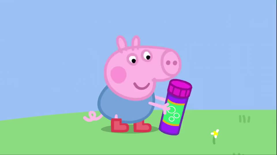 小猪佩奇佩奇不教好的教乔治在橙汁里吹泡泡这样可不好
