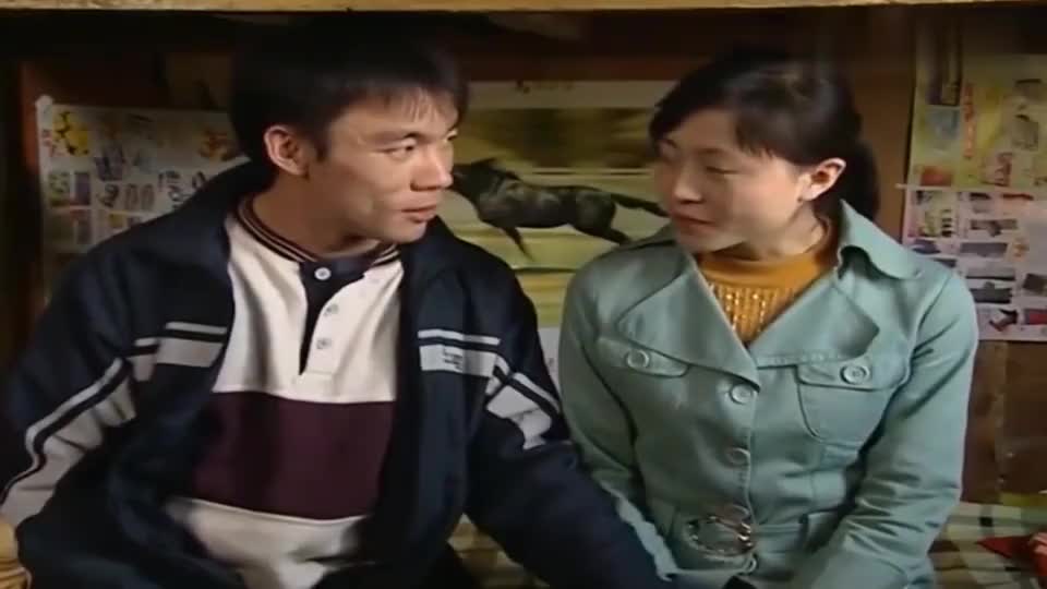 招弟为了确认门有没有锁让大壮在去看一下大壮都无奈过去了