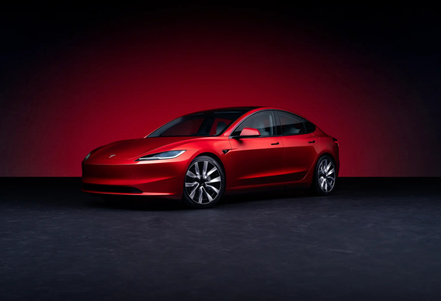特斯拉Model 3全系涨价3600块钱!后驱版续航增加28公里,值不值?-新浪汽车