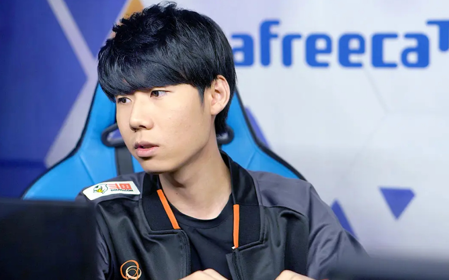 离谱!外媒评选S12最强选手Top20,RNG无一人上榜休闲区蓝鸢梦想 - Www.slyday.coM 离谱!外媒评选S12最强选手Top20,RNG无一人上榜休闲区蓝鸢梦想 - Www.slyday.coM