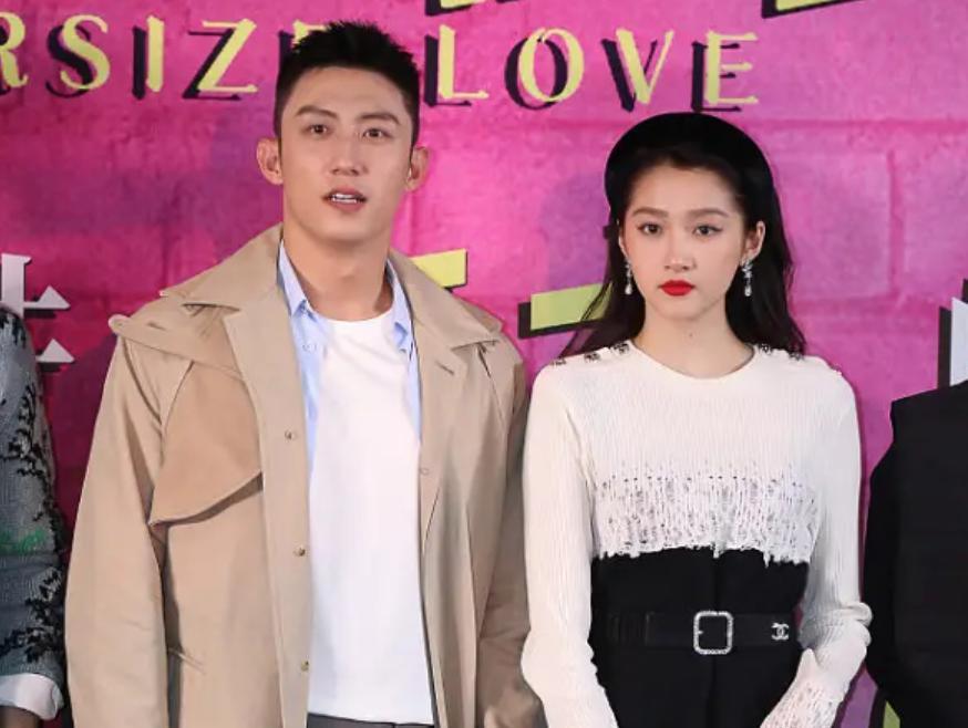 公认身材好的8位一线男星,肩宽腿长穿西装好看,搭档女星无压力休闲区蓝鸢梦想 - Www.slyday.coM 公认身材好的8位一线男星,肩宽腿长穿西装好看,搭档女星无压力休闲区蓝鸢梦想 - Www.slyday.coM