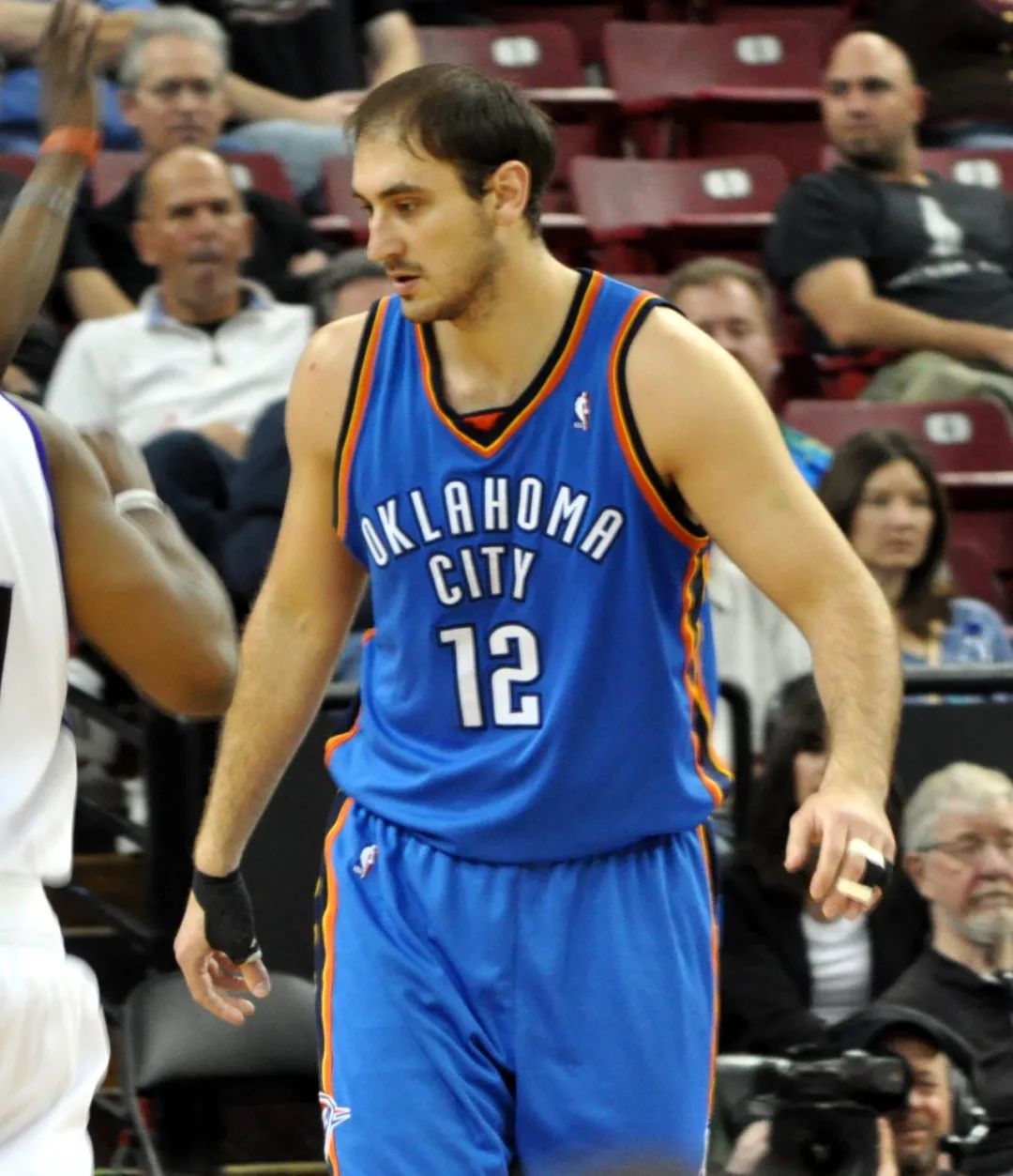 科比要带到湖人的天才,终于登陆nba了|戴克|科比|阿根廷_新浪新闻