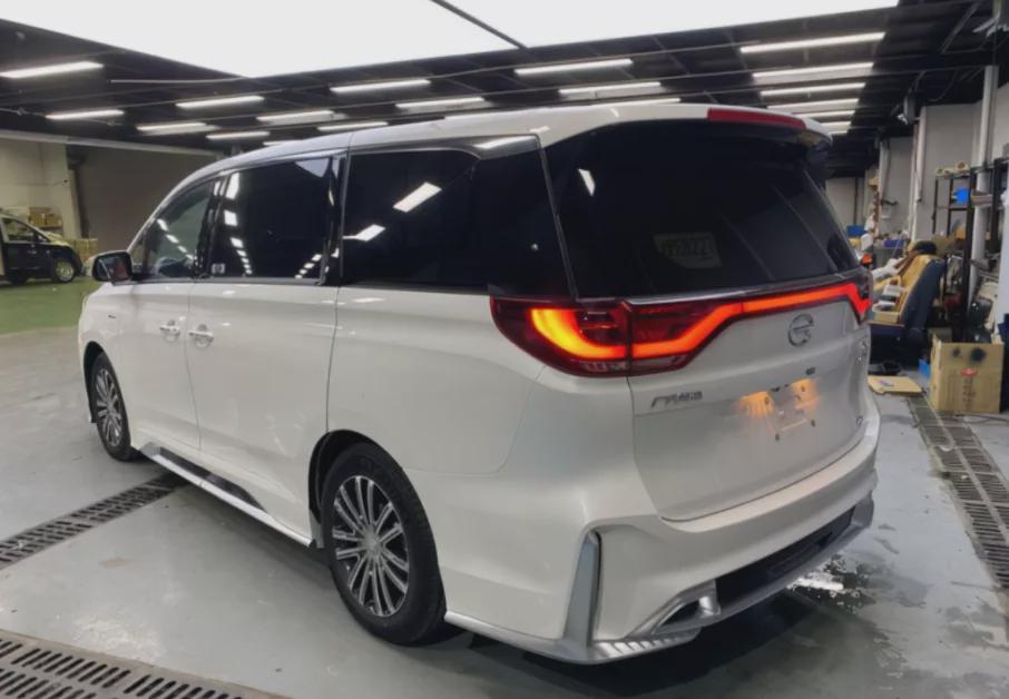 黑马与新秀之争：比亚迪宋MAX DM-i与传祺M8如何抉择？