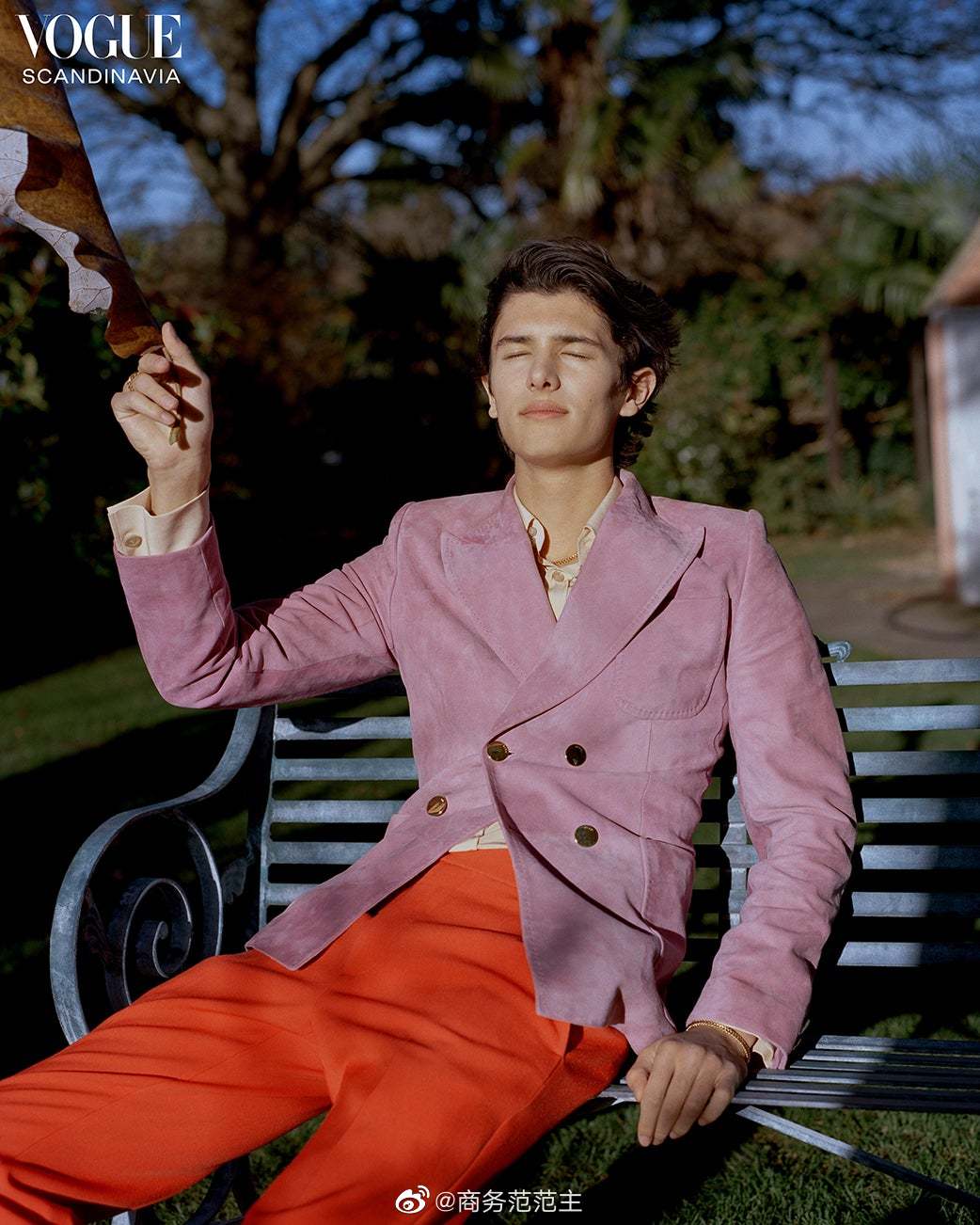 丹麦最帅王子nikolai登上vogue scandina版封面……__财经头条
