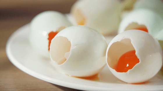 嘴边新宠糯米蛋,所有美味在一颗蛋里相遇,让你变身拆"蛋"专家|咸鸭蛋