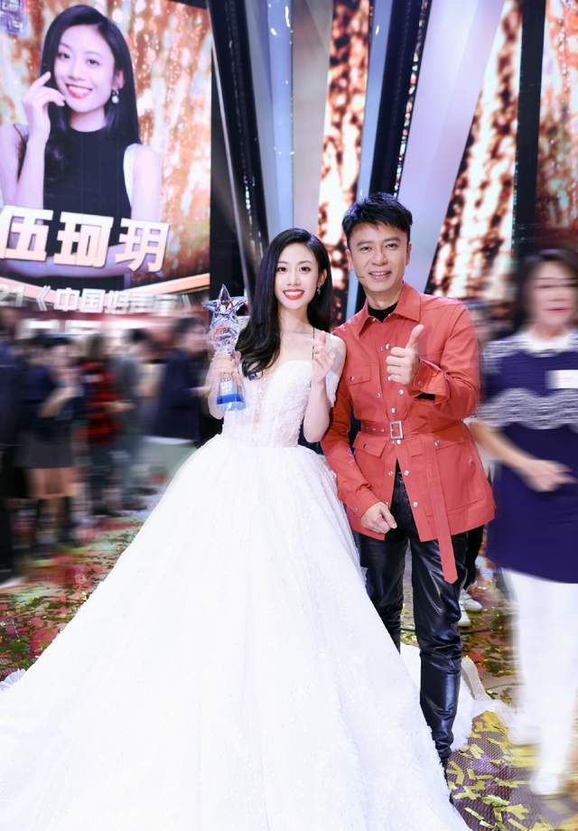 新一季《好声音》官宣导师阵容,情歌天后加盟,天王首次录制综艺!休闲区蓝鸢梦想 - Www.slyday.coM 新一季《好声音》官宣导师阵容,情歌天后加盟,天王首次录制综艺!休闲区蓝鸢梦想 - Www.slyday.coM