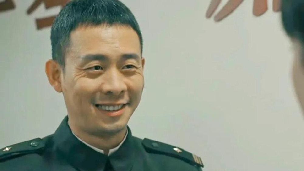 捧杀的“魔咒”,还是在张颂文身上应验了|张译|狂飙|不止不休|他是谁|影片_新浪新闻
