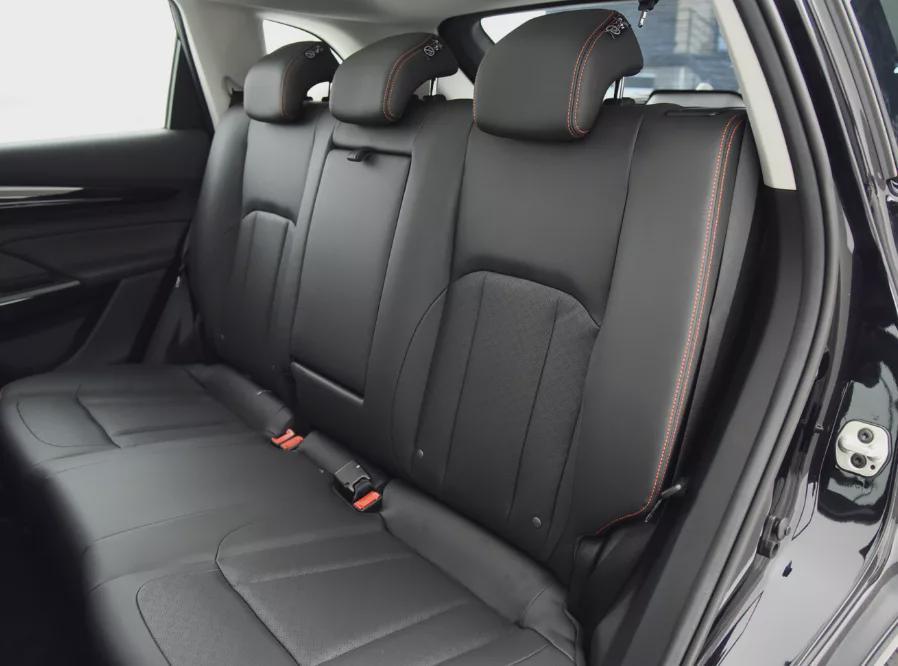 谁才是新生代国潮SUV劲旅？风神AX7对比荣威RX5 PLUS