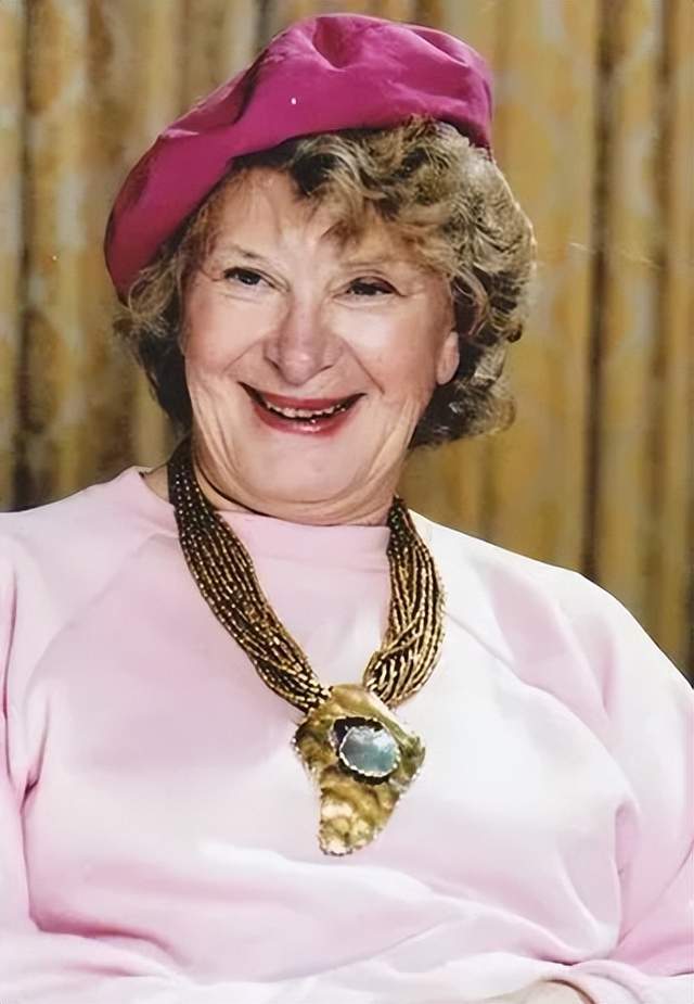 在你选择爱情的同时,其实你也在寻找童年时期缺失的爱休闲区蓝鸢梦想 - Www.slyday.coM 在你选择爱情的同时,其实你也在寻找童年时期缺失的爱休闲区蓝鸢梦想 - Www.slyday.coM