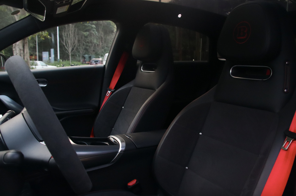 试驾smart精灵3巴博斯性能版纯电小钢炮性能出众