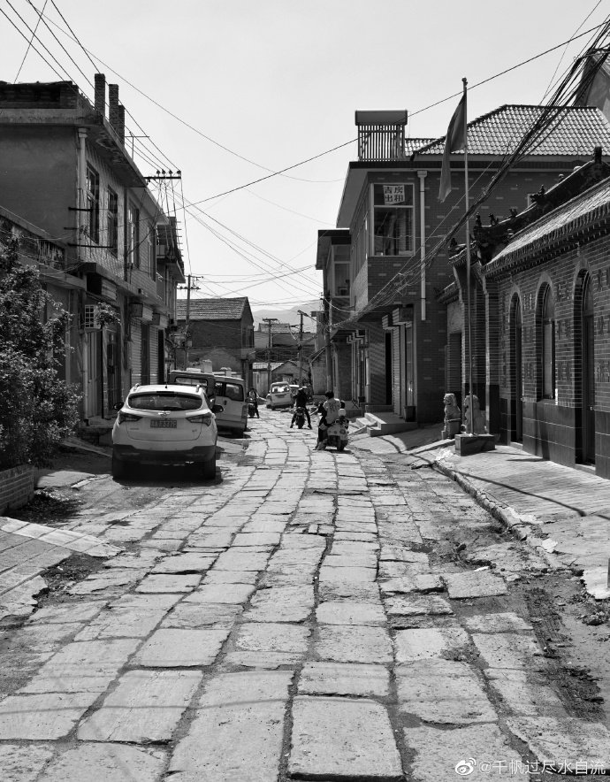 家门口的老街-终军街.据说是济南最长石板街,三百多年