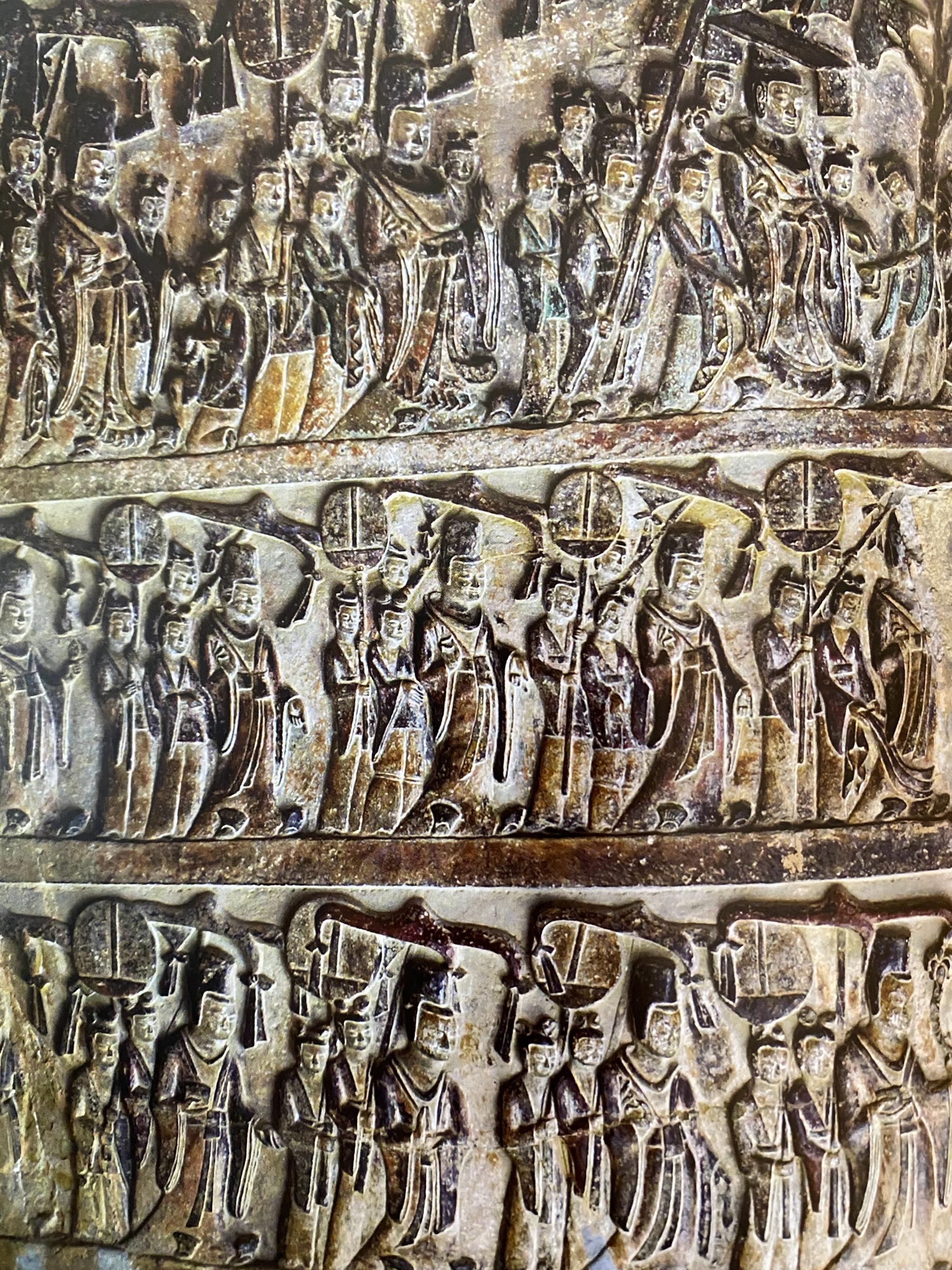 河南巩义石窟的北魏浮雕帝后礼佛图,之前洛阳龙门石窟也有_高清图集