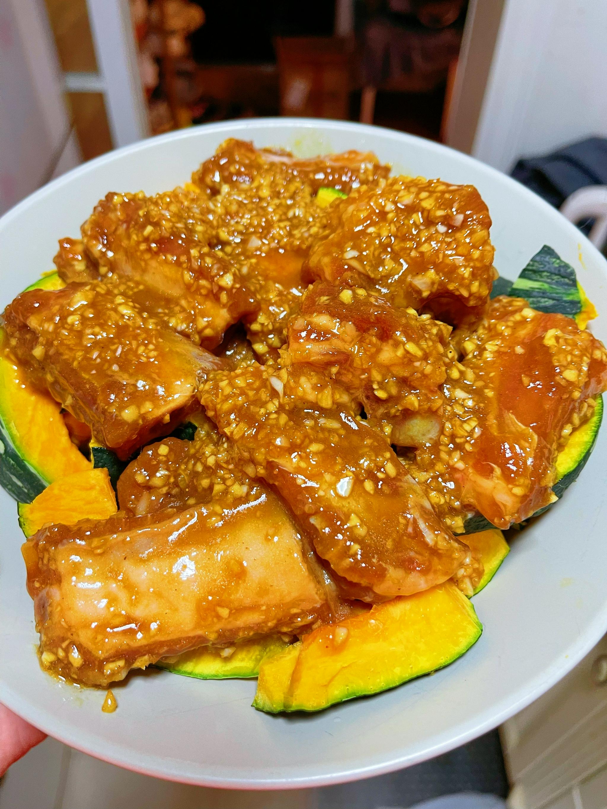 终于腾出时间来蒸个蒜香排骨～太好吃了