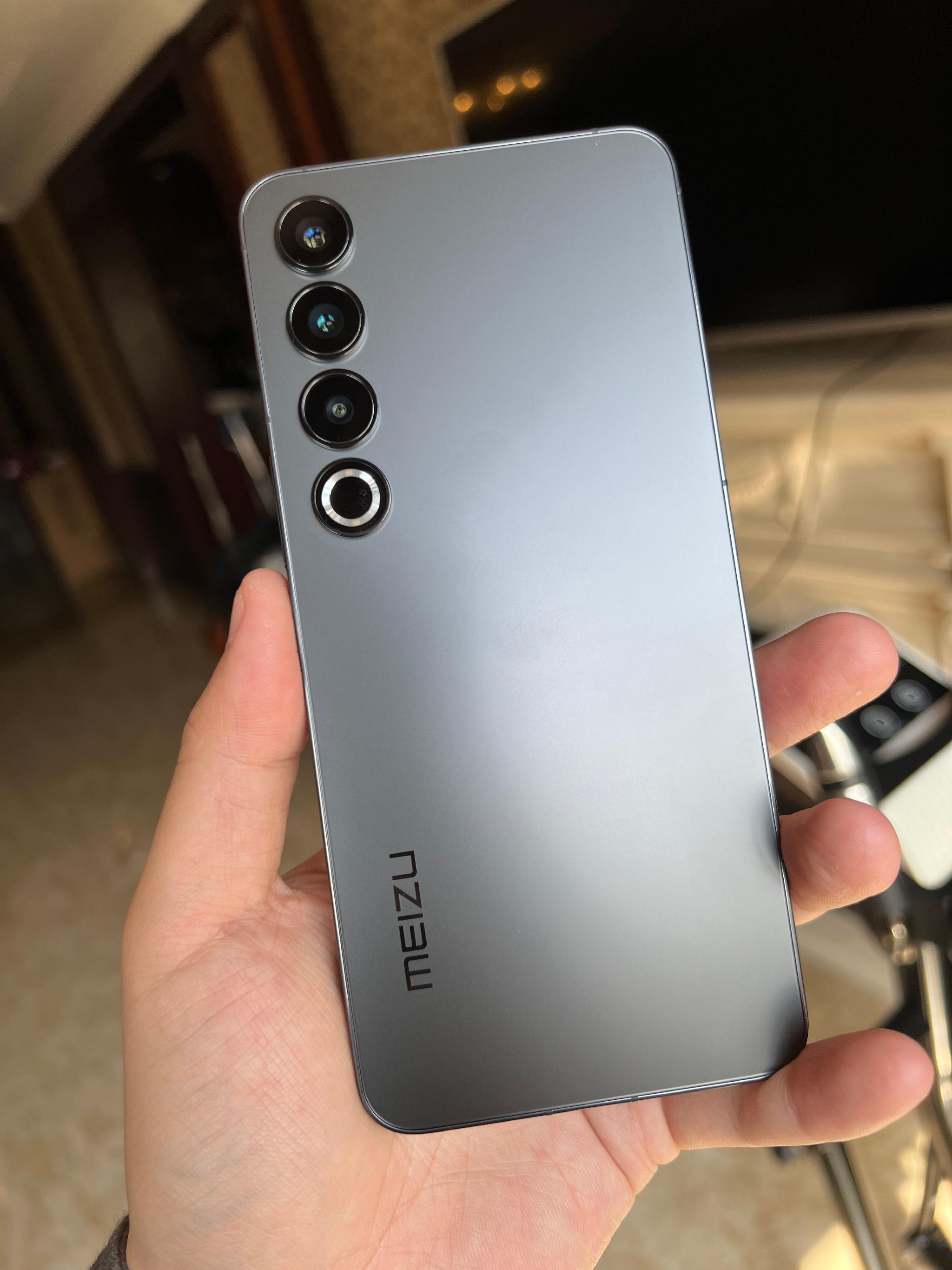 魅族20 pro的颜值还是可以的 这次整的是12 512的版本……|魅族|版本