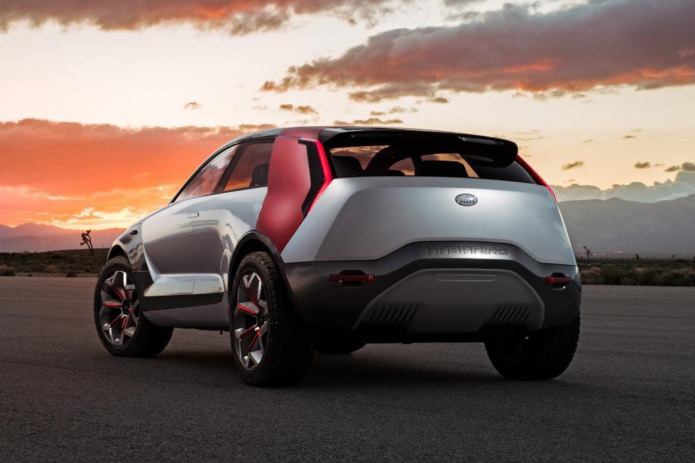 外观科幻大气 或于2021年底亮相 第二代起亚niro最新谍照曝光