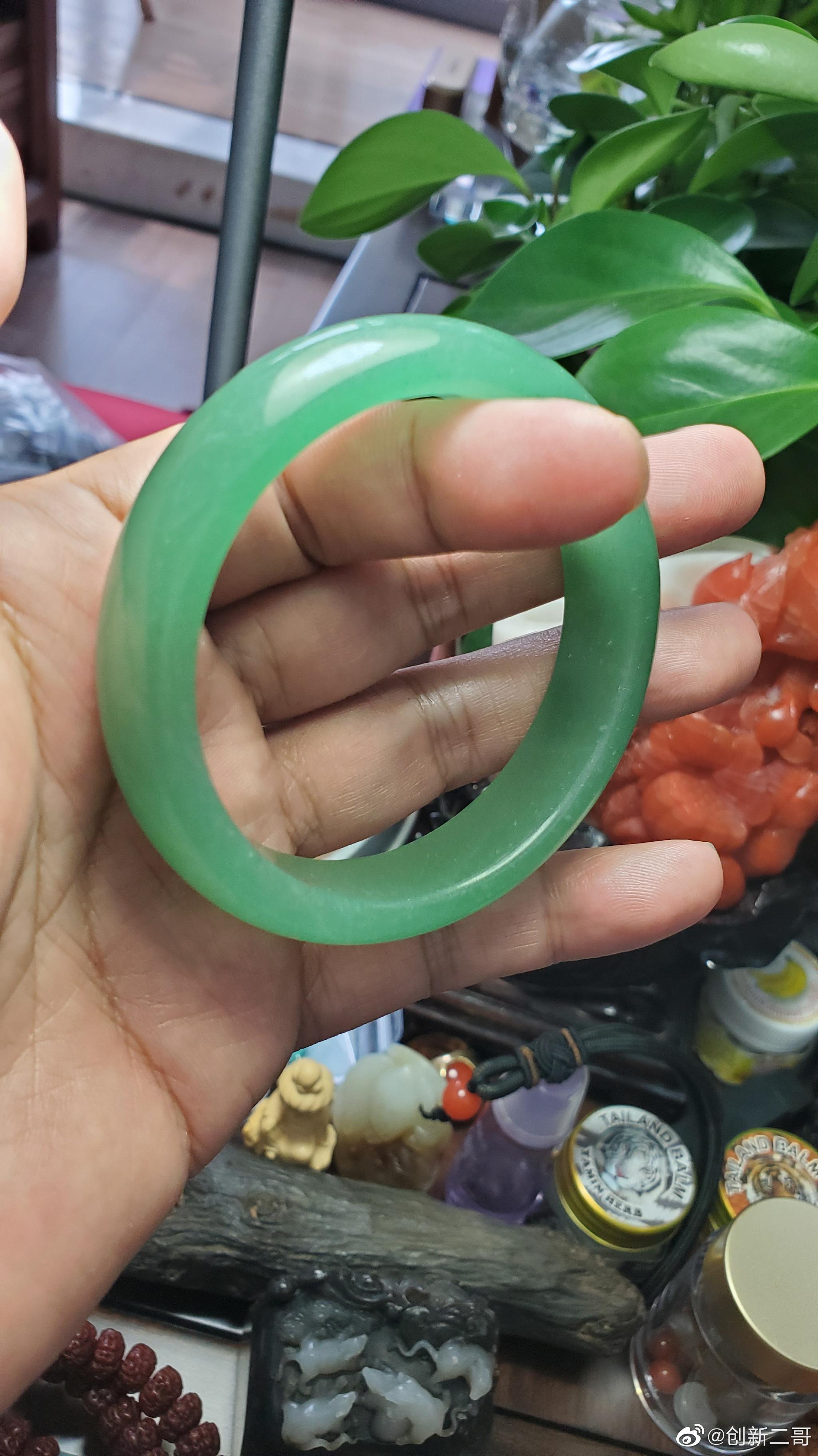 独龙玉,是产自云南怒江州滇缅边境贡山县的一种玉石_高清图集_新浪网