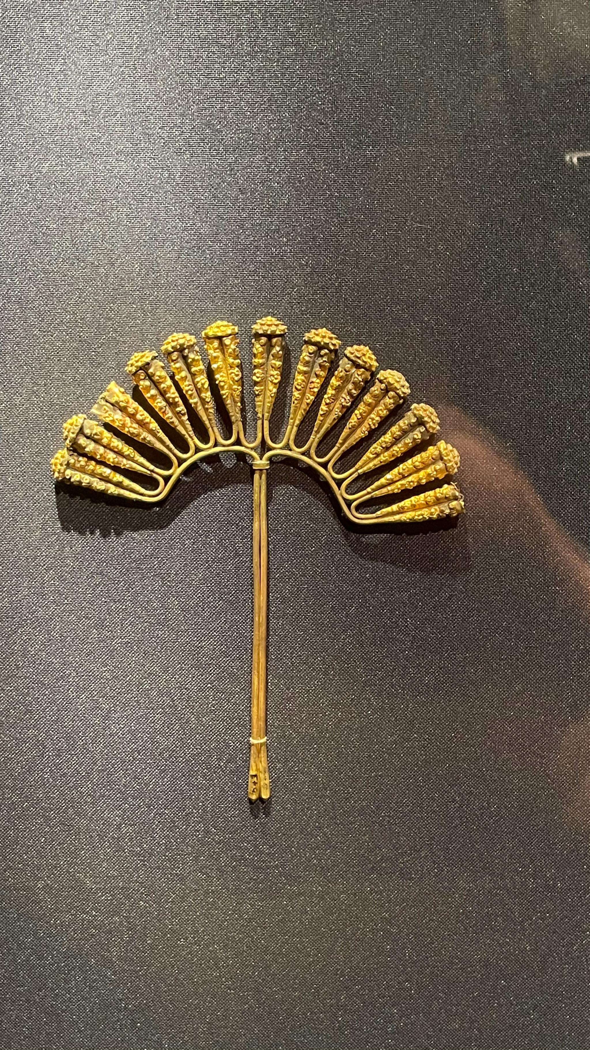 南京市博物馆收藏的宋代金首饰和水晶配饰……_高清图集_新浪网