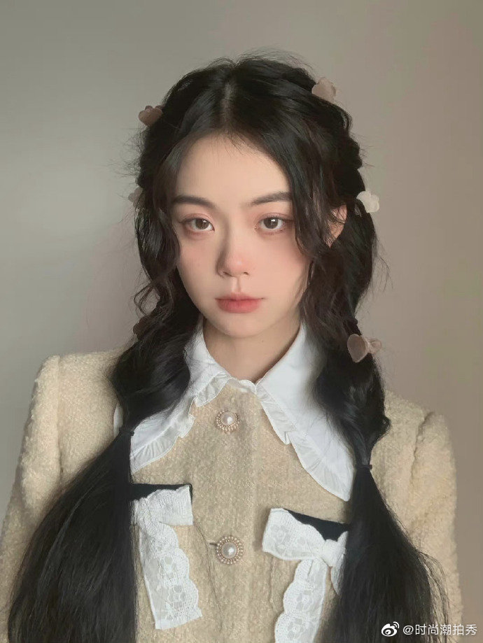 超蓬松日系双马尾编发教程|有手就会的发型__财经头条