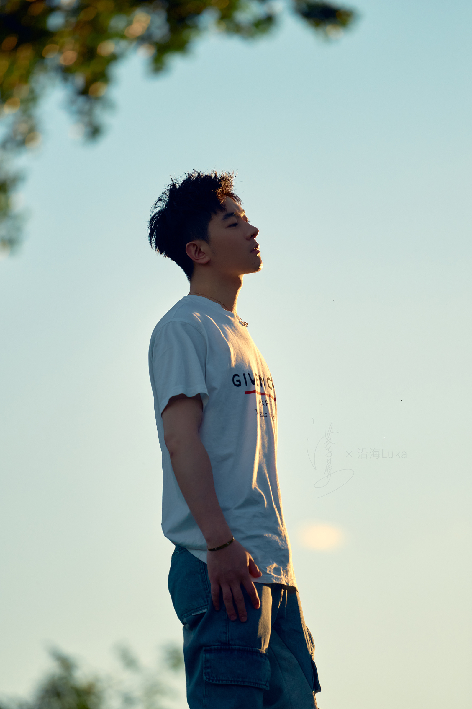 太好看啦! 洪子晏_ 图:沿海luka