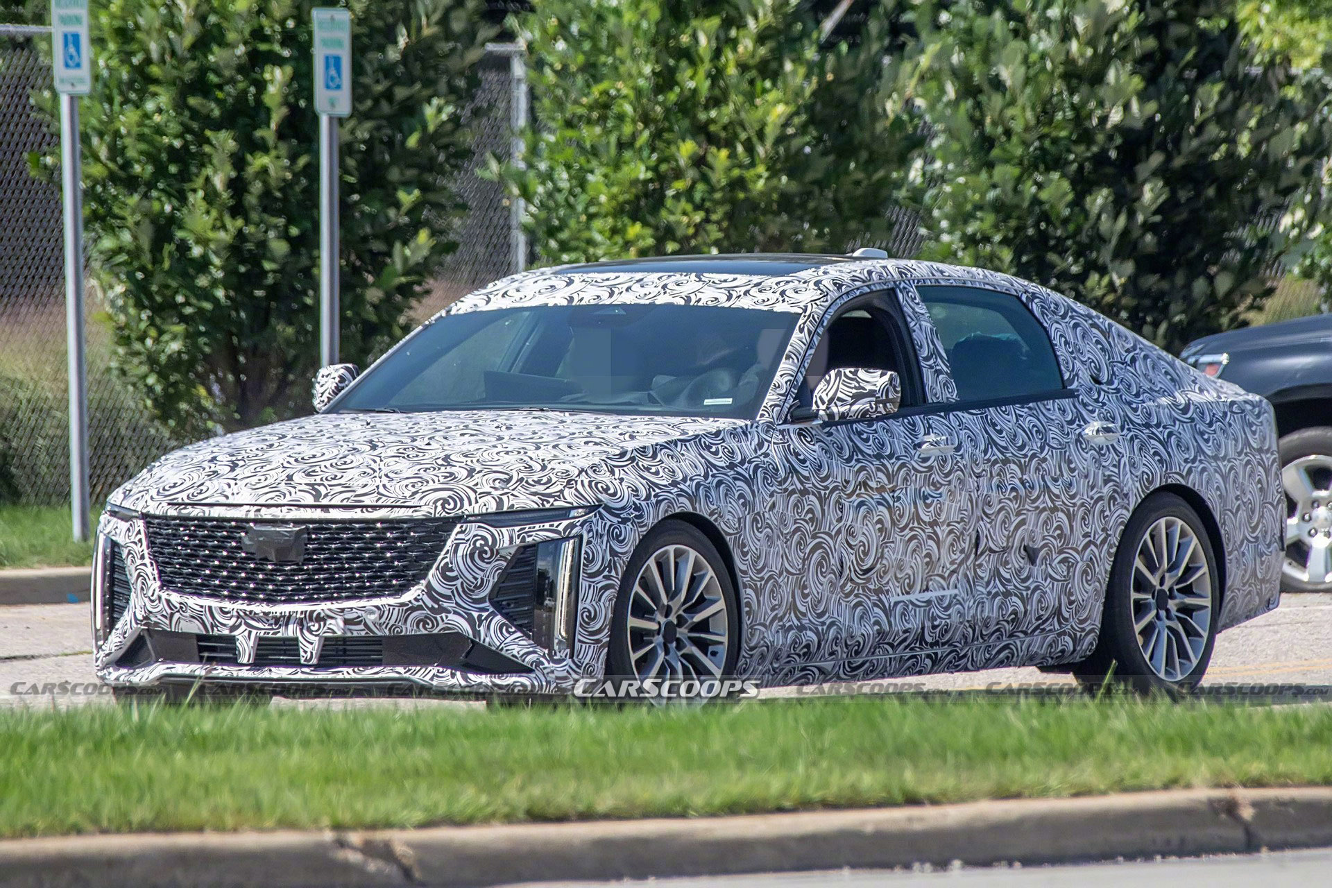 全新凯迪拉克ct6最新谍照新车将在vssr平台生产