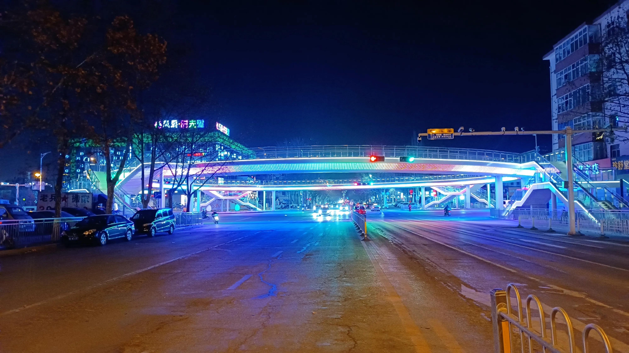 网友投稿:网红天桥~_高清图集_新浪网