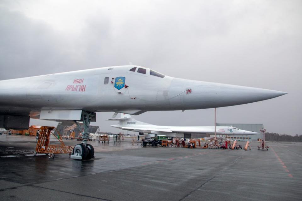 图波列夫公司)将2架完成现代化升级的图-160战略导弹轰炸机(分别名为
