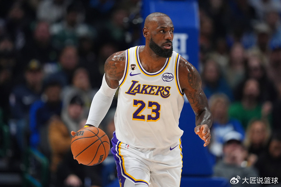 末节11分率湖人逆转！老詹霸气发声：我是防守核心能提升表现层次