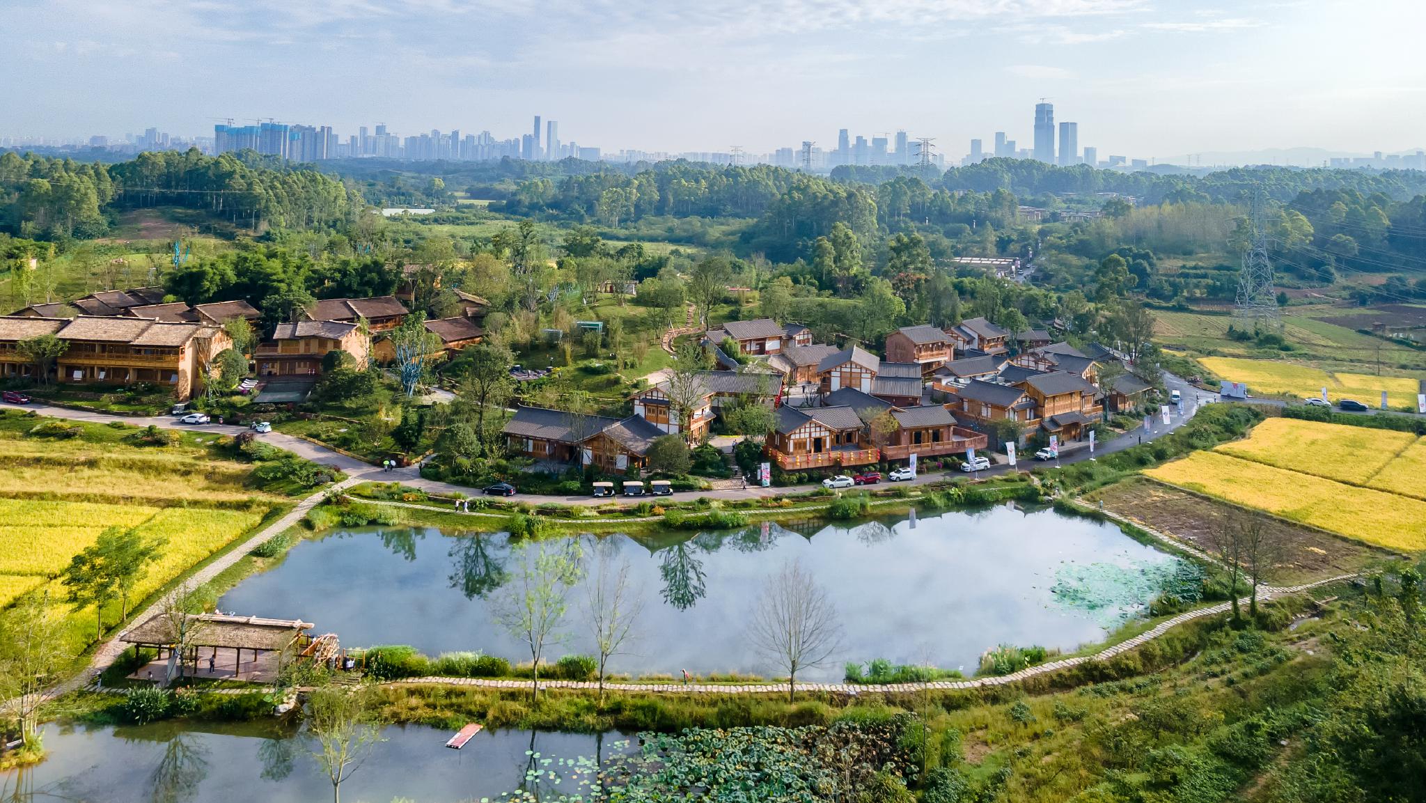 四川天府新区官塘村打造公园城市示范区的乡村试验田