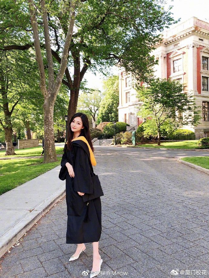 她叫惠榉乔，就读于美国福特汉姆大学，曾获2014纽约华裔小姐冠军|_新浪新闻