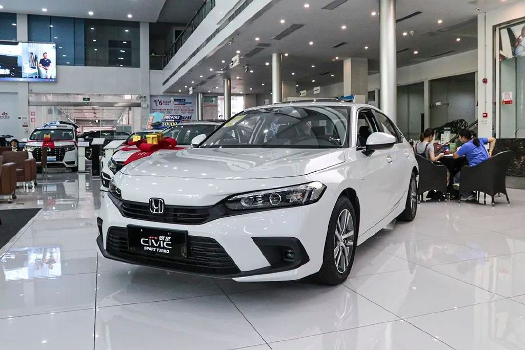 15万买空间大、配置高还真运动！我想不到理由不选TA