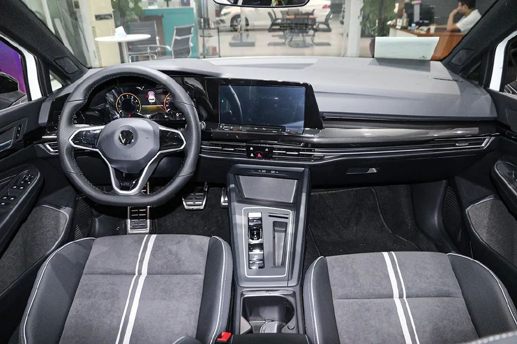 15万买空间大、配置高还真运动！我想不到理由不选TA