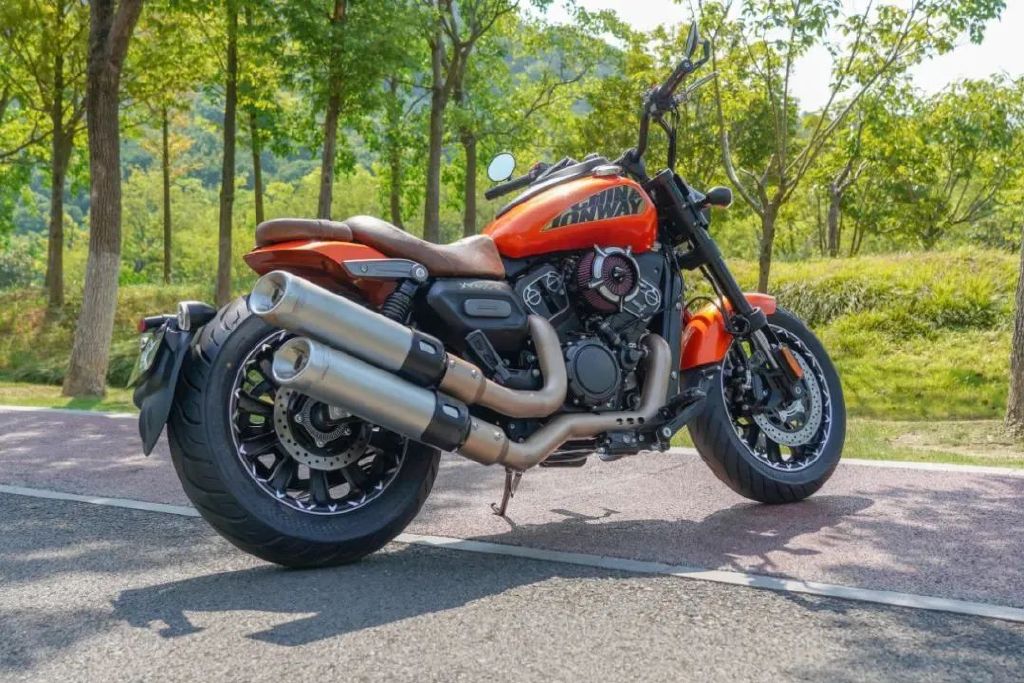 又一款国产哈雷诞生庄威威霸400上市售价25999元