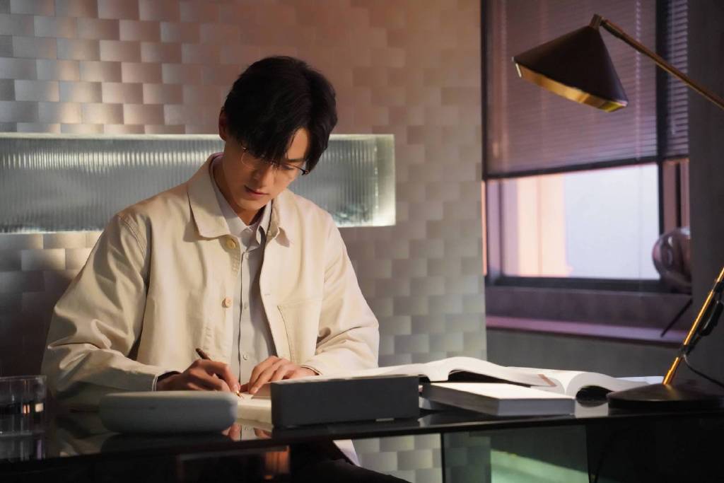 深情主打《老人与海》MV上线 G.E.M.邓紫棋用音乐解答人生终极命题休闲区蓝鸢梦想 - Www.slyday.coM 深情主打《老人与海》MV上线 G.E.M.邓紫棋用音乐解答人生终极命题休闲区蓝鸢梦想 - Www.slyday.coM