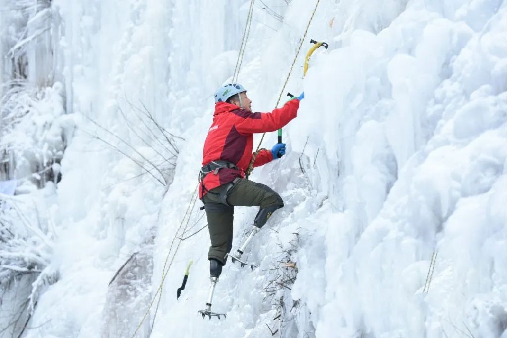 时代面孔｜夏伯渝：命运都拦不住的执拗休闲区蓝鸢梦想 - Www.slyday.coM