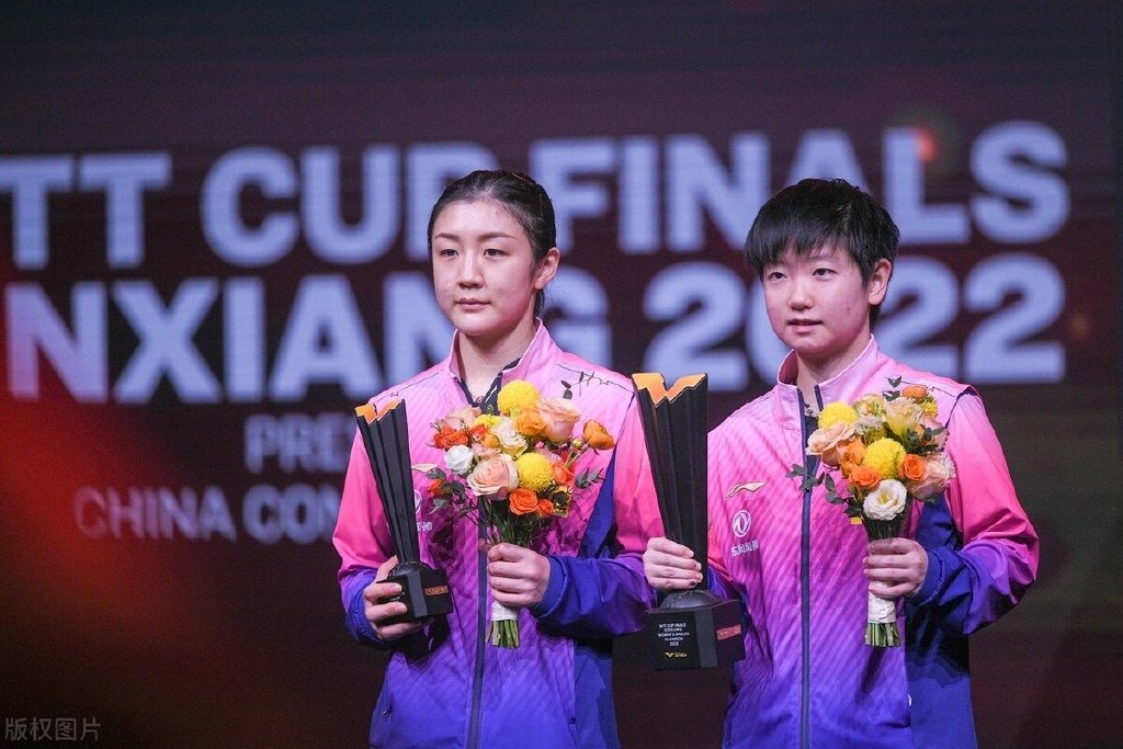 孙颖莎战胜陈梦加冕世乒赛女单三连冠
