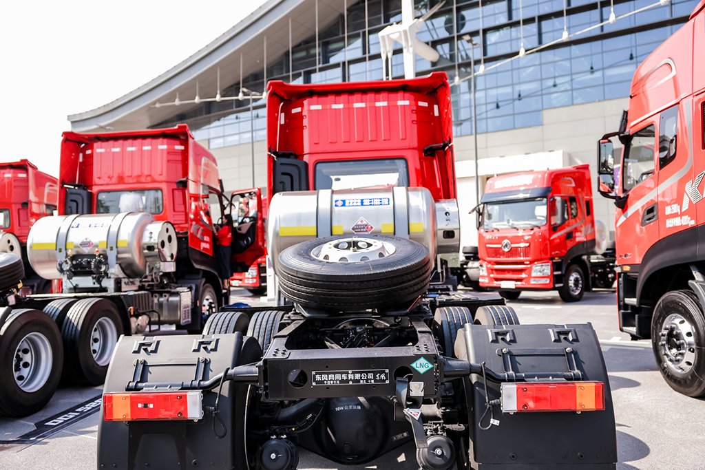 开启物流新篇章 东风天龙kl龙擎3.0燃气新品上市