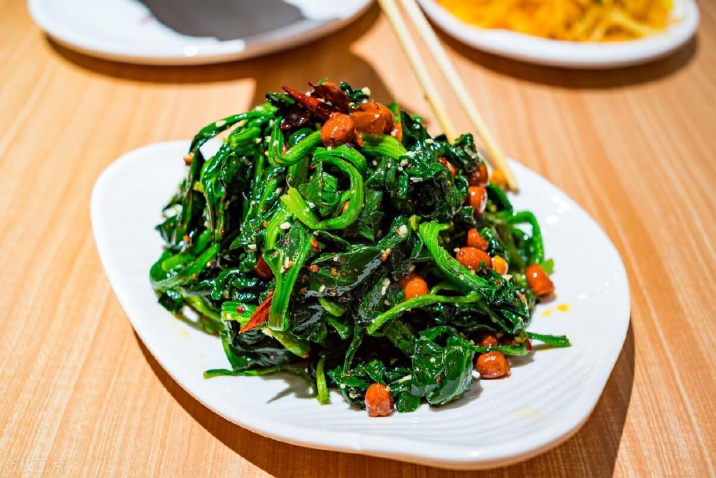 4样蔬菜被称为"高钙菜",多给孩子吃,助力长高身体棒__财经头条