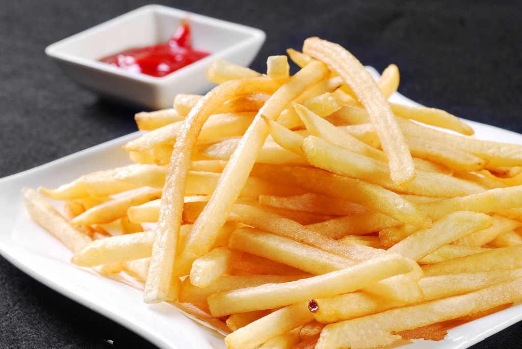 在家自制非油炸薯条低脂少油还健康味道不输kfc孩子超喜欢