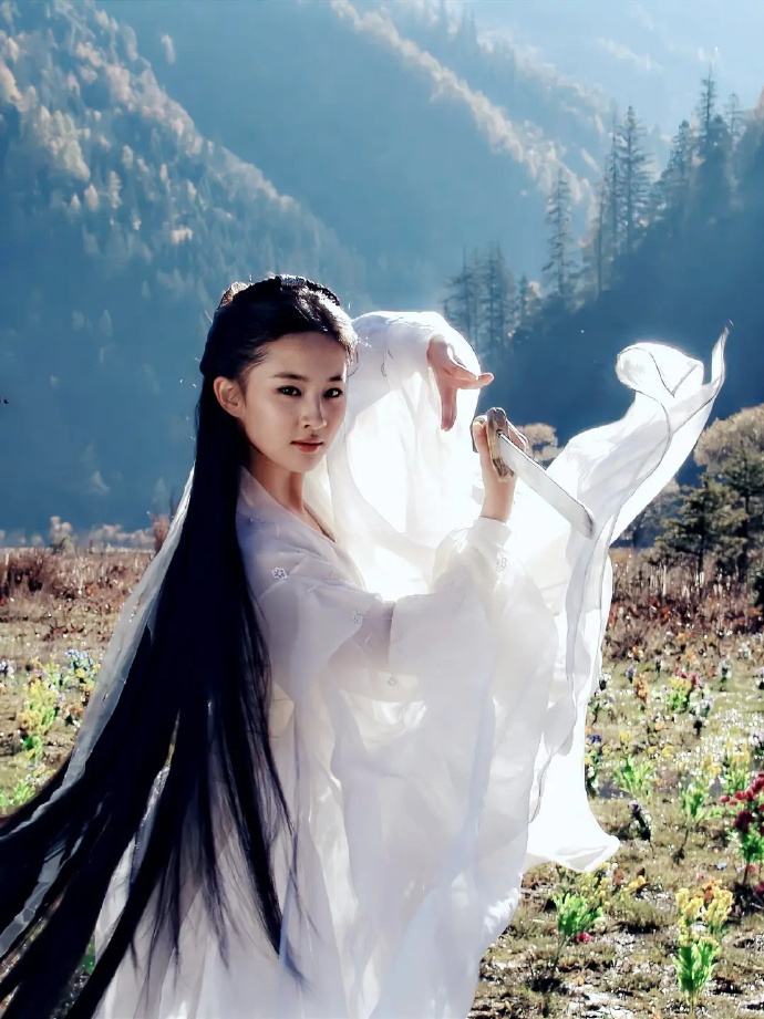 刘亦菲小龙女造型