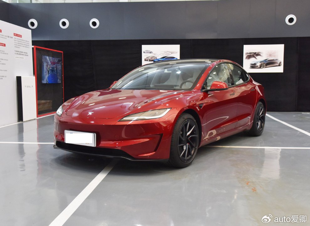 特斯拉Model 3高性能版,3.1秒破百,售价33.59万-新浪汽车