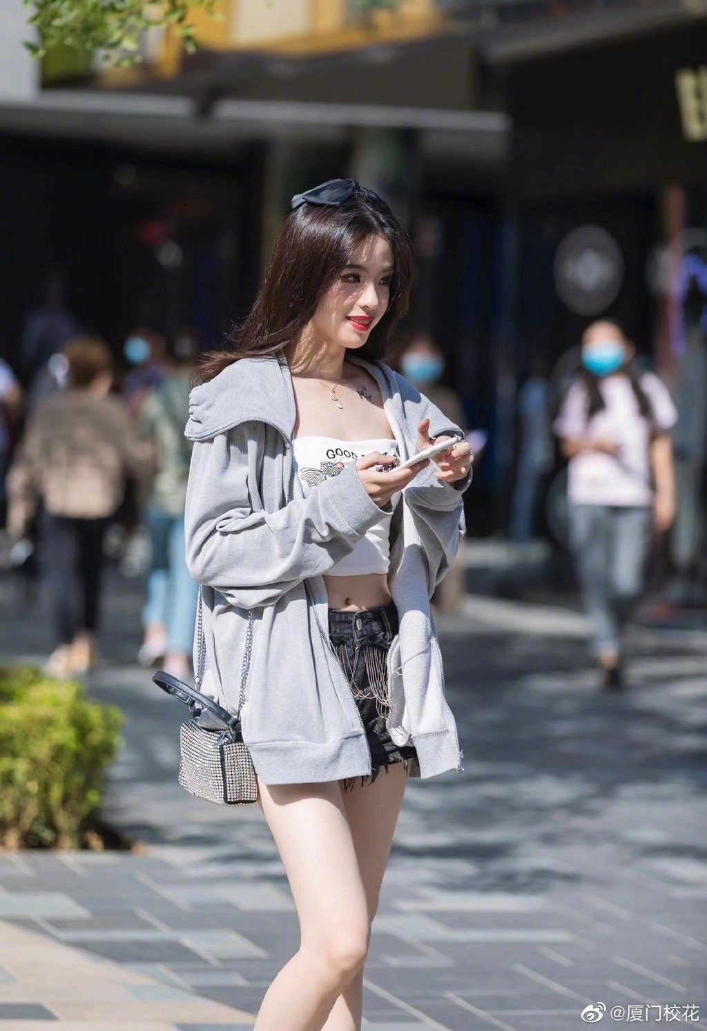 小桐姐姐 21届表演艺考生,身高174cm,双子座,你觉得几分呢?