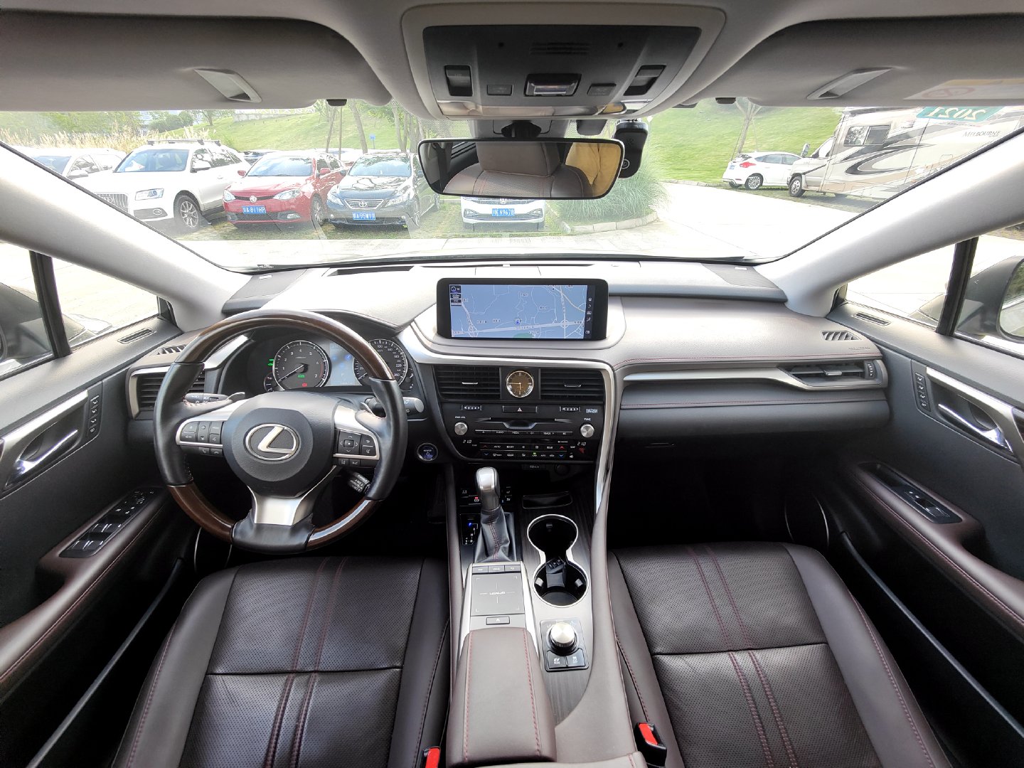 试驾雷克萨斯rx450hl:坚守古典豪华主义