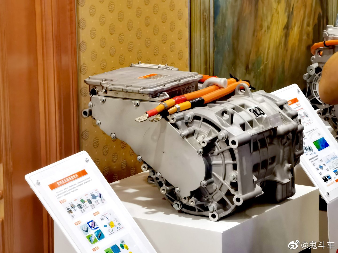 根据新能源发展贡献,100元连吹带做电话附近靠谱吗？2025实测避坑指南