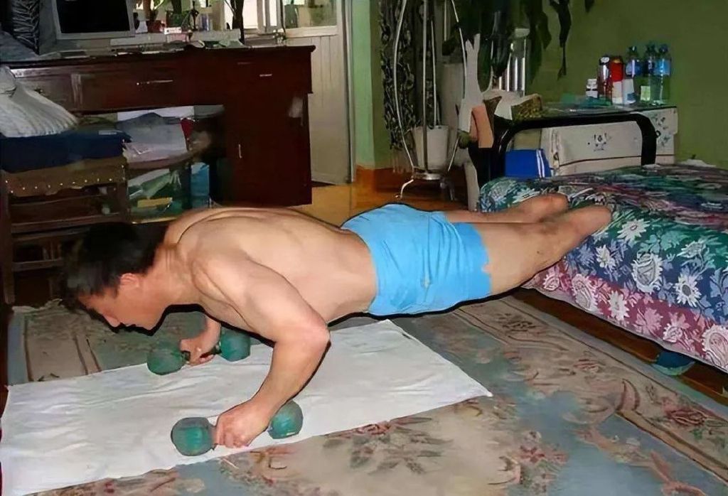 时代面孔｜夏伯渝：命运都拦不住的执拗休闲区蓝鸢梦想 - Www.slyday.coM