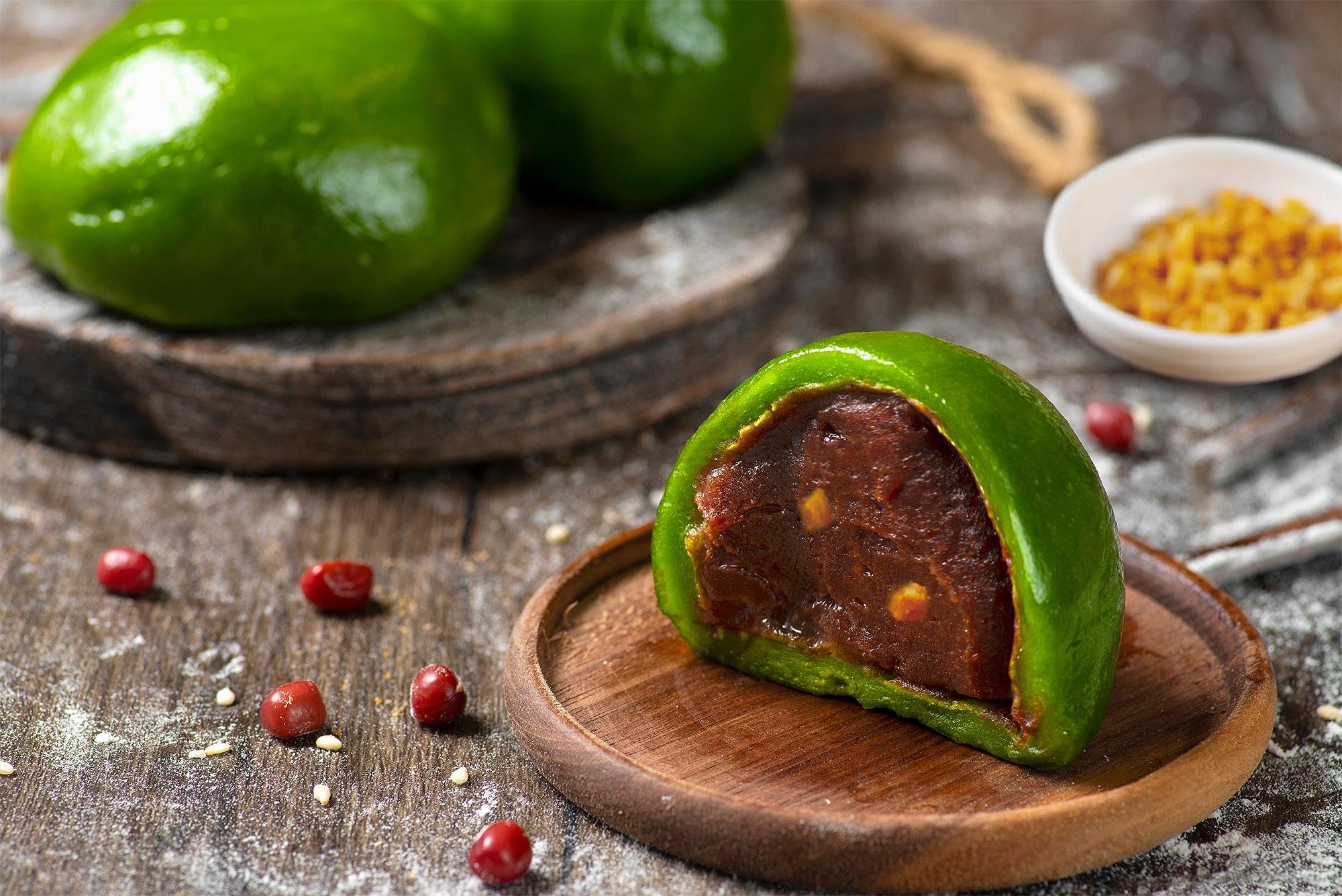 最传统的豆沙青团也能翻花样三种口味你选哪个