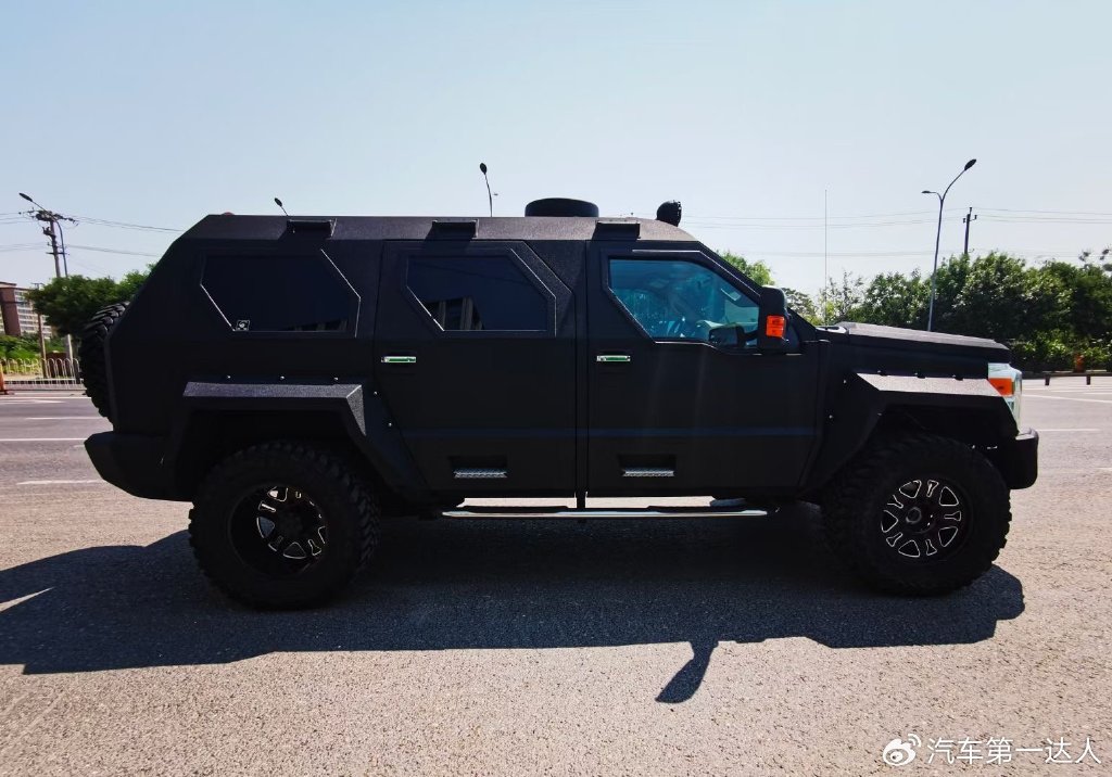 越野界的天花板,战车乔治巴顿6.8l,自动-新浪汽车