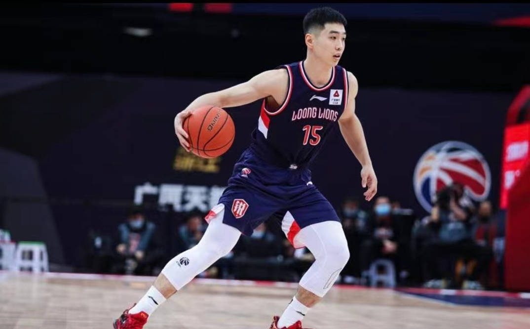 佟佳俊的能力打不了cba