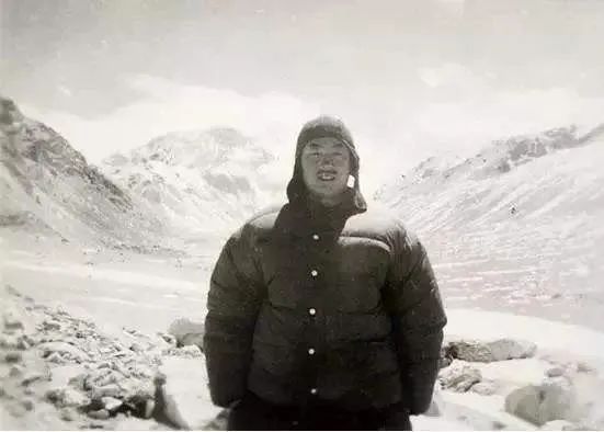 时代面孔｜夏伯渝：命运都拦不住的执拗休闲区蓝鸢梦想 - Www.slyday.coM